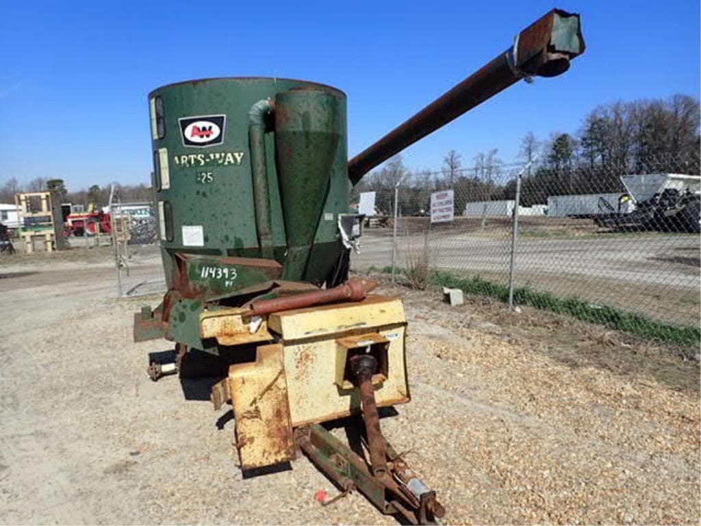 Image of Art's Way 425 Primary image