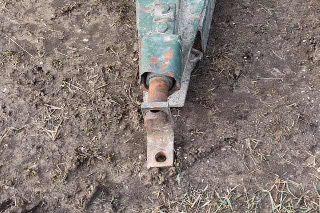 Image of Art's Way 425 equipment image 3