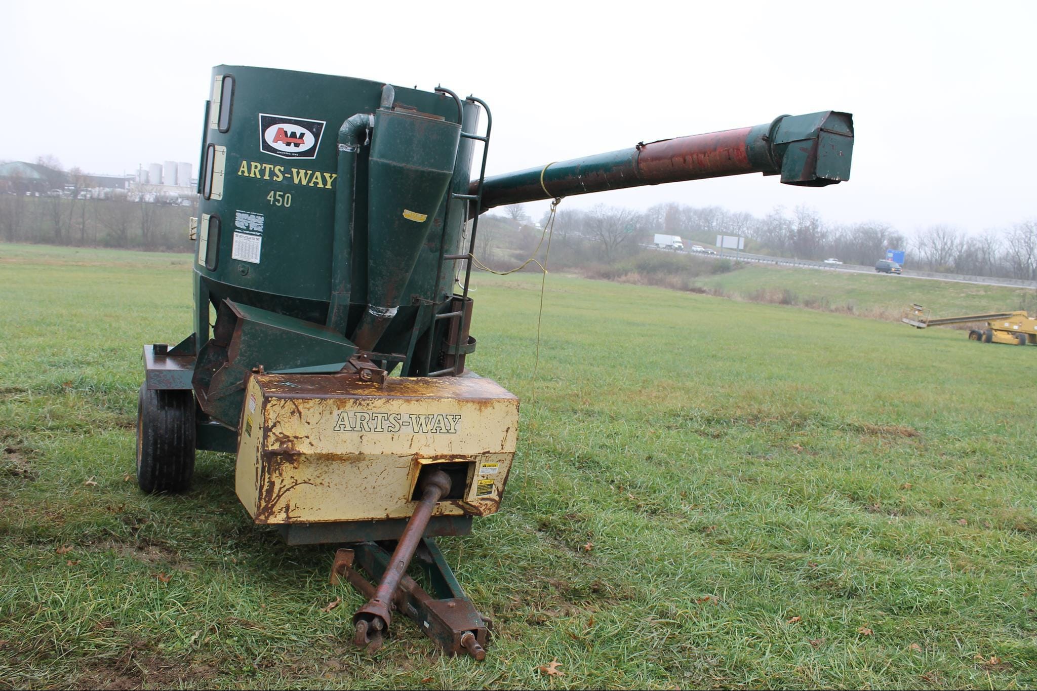 Art's Way 450 Equipment Image0