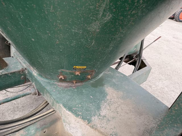 Image of Art's Way 500A equipment image 4