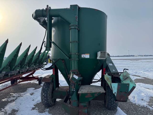 Image of Art's Way 5165 equipment image 1