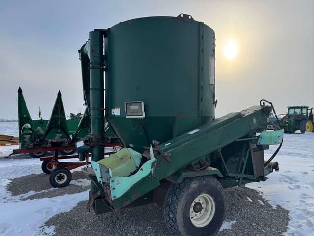 Image of Art's Way 5165 equipment image 3