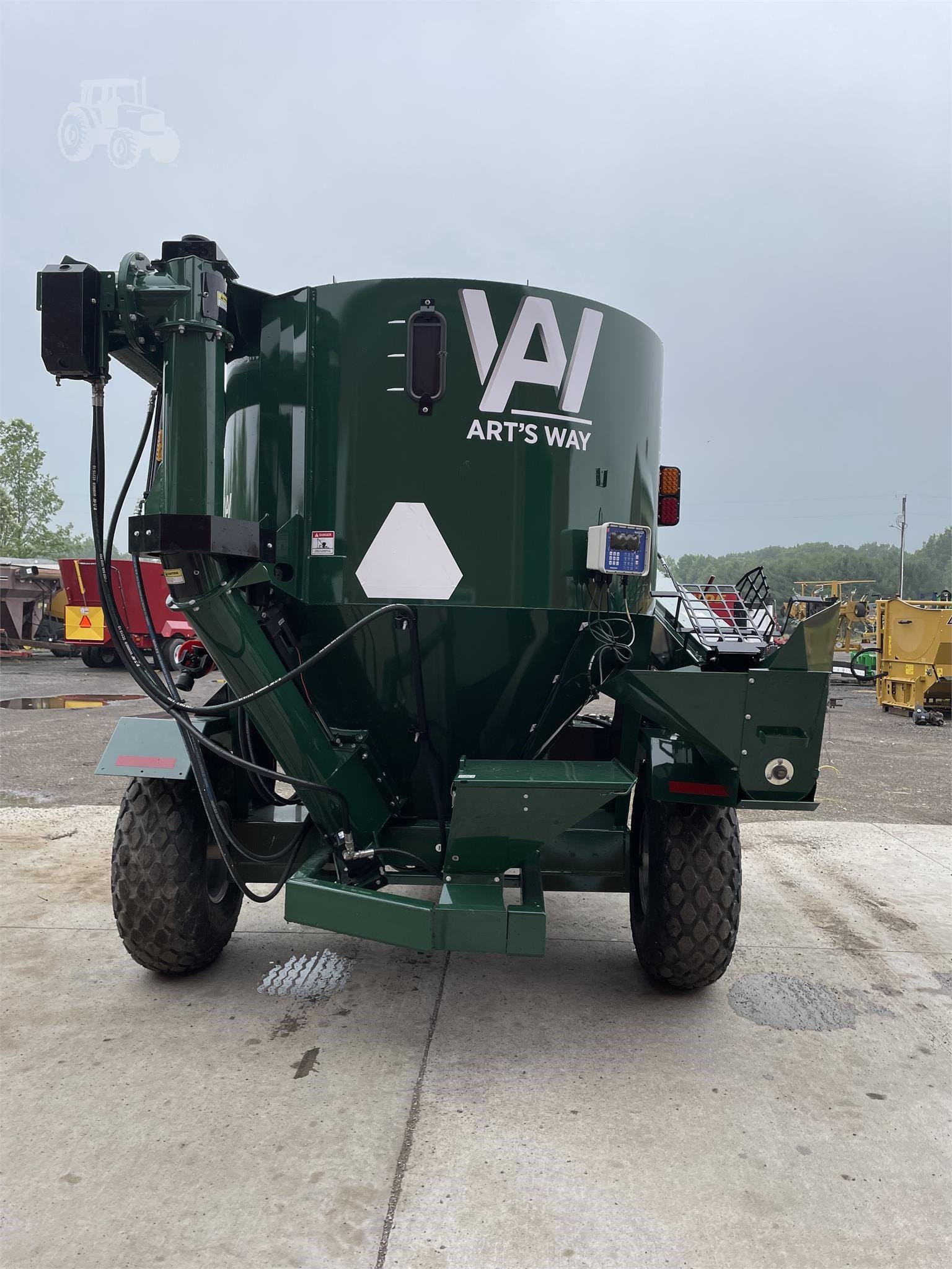 Main image Art's Way 6140