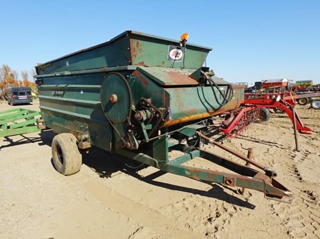 Image of Art's Way 700A equipment image 1