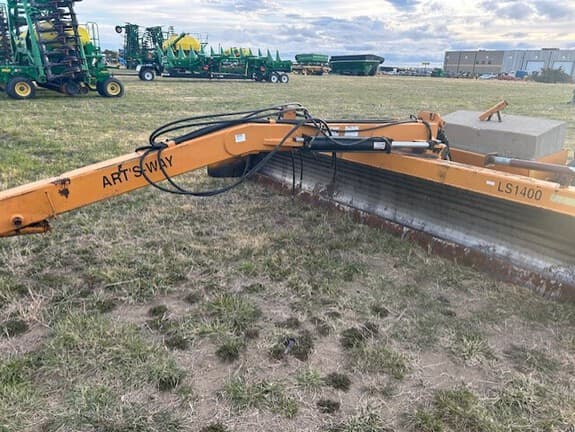 Image of Art's Way LS1400 equipment image 4