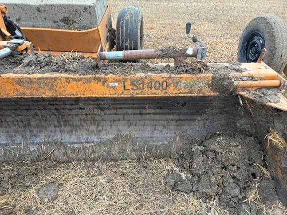 Image of Art's Way LS1400 equipment image 3