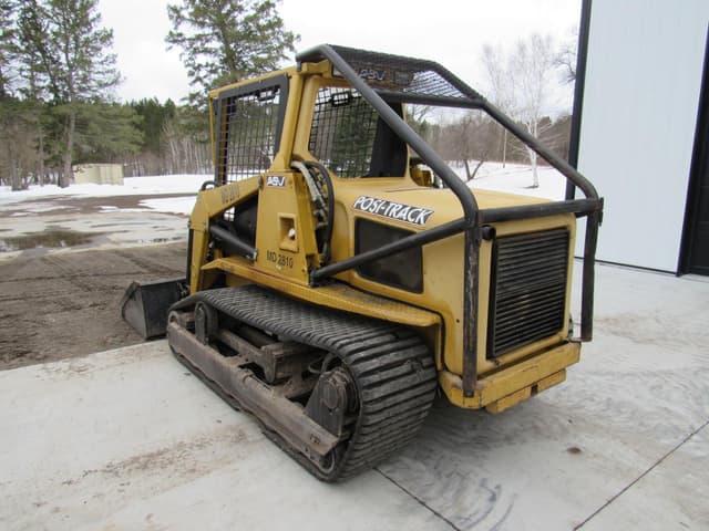 Image of ASV MD2810 equipment image 3