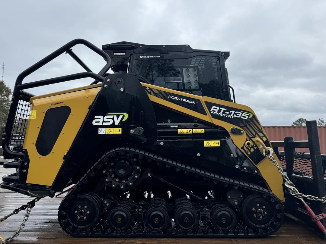 Image of ASV RT-135 Image 1