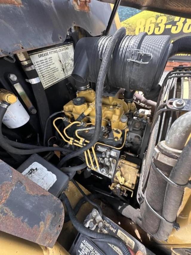Image of ASV RC30 equipment image 3