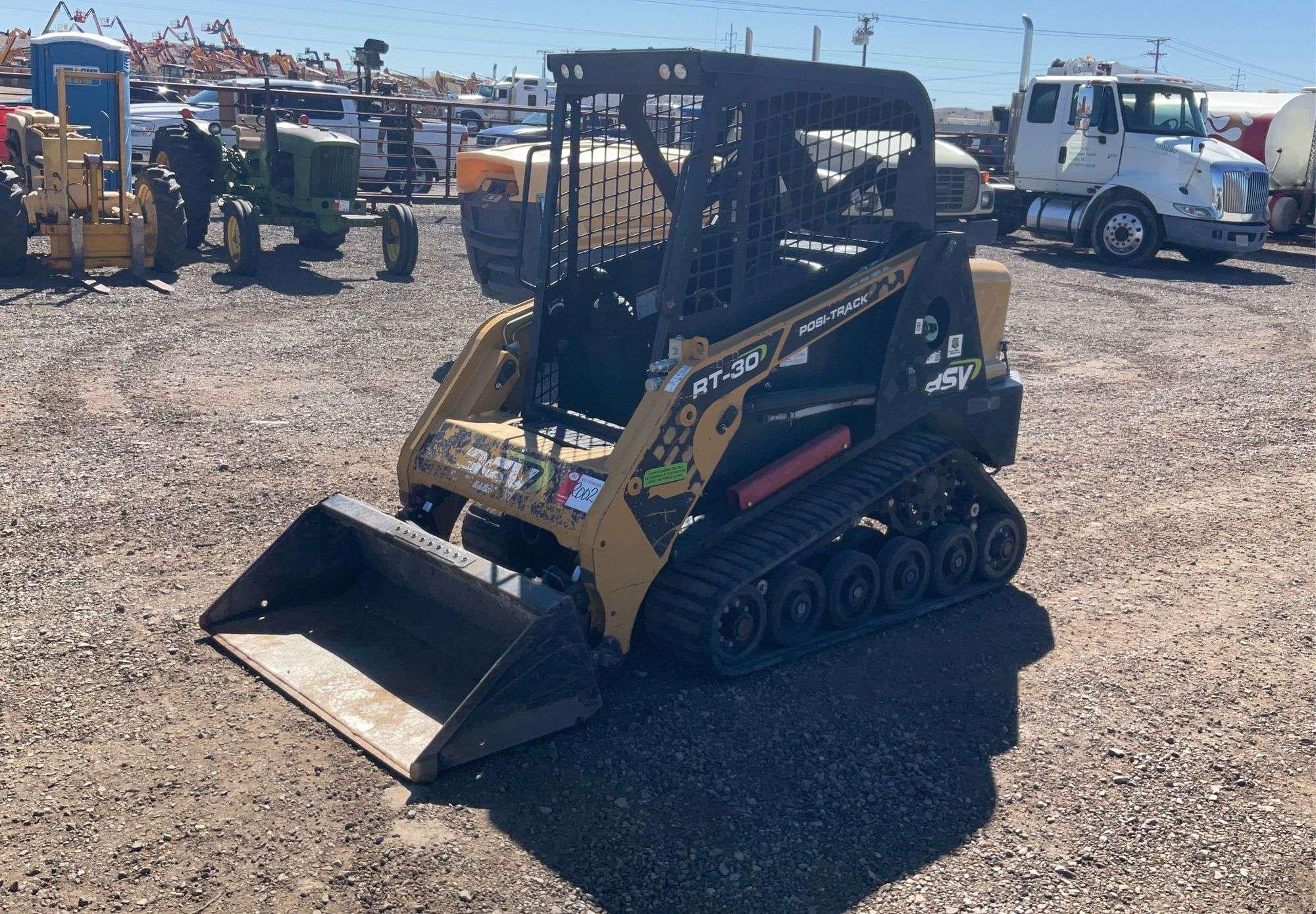 SOLD - ASV RT-30 Lot No. 34739 Construction with 1,124 Hrs | Tractor Zoom