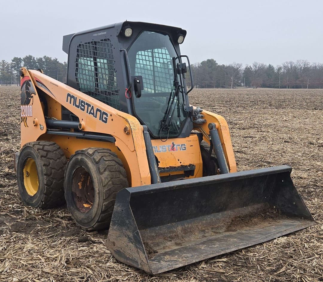 Image of Mustang 2200R Primary image