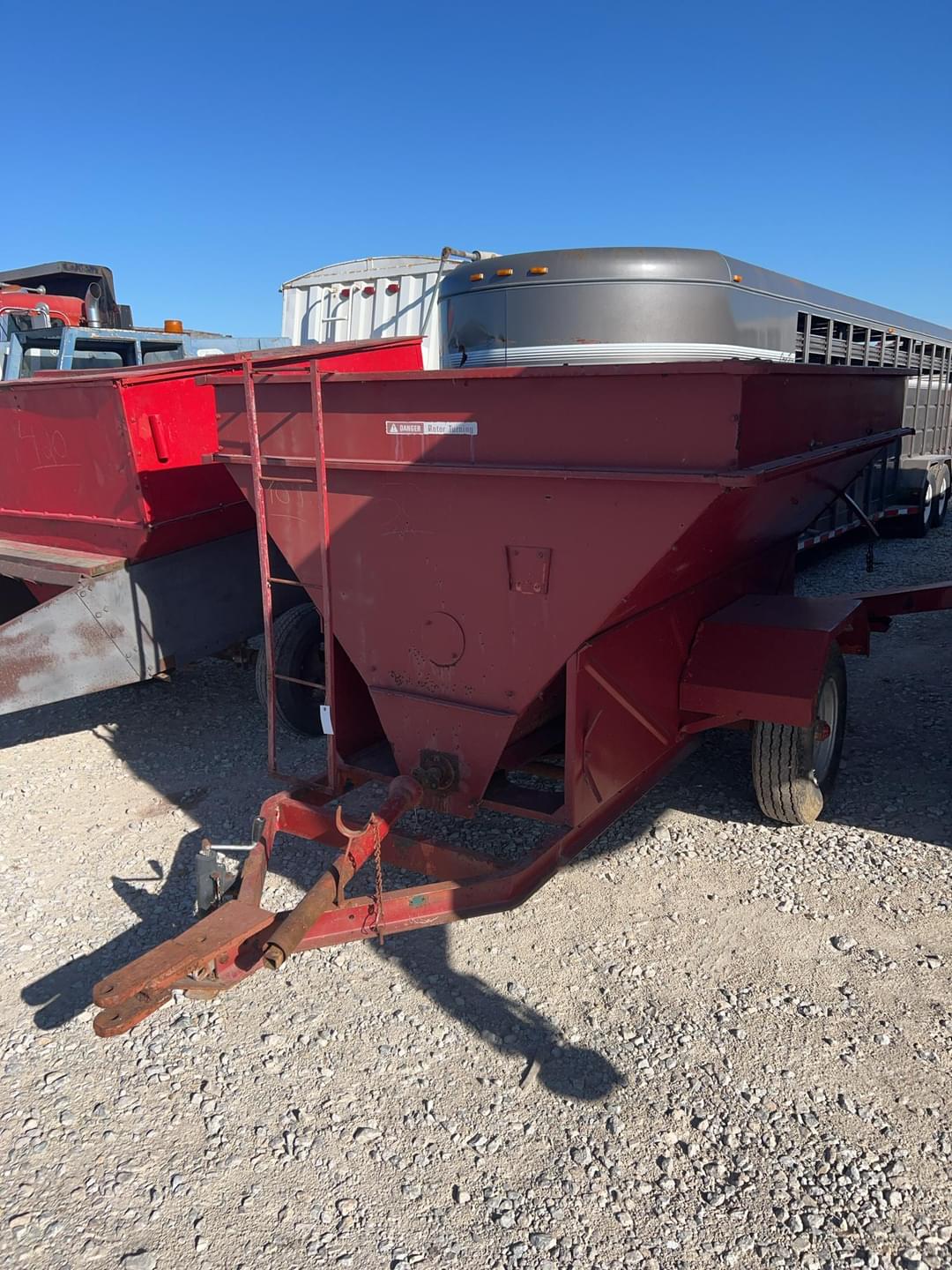 Image of Grain-O-Vator Auger Wagon Primary image