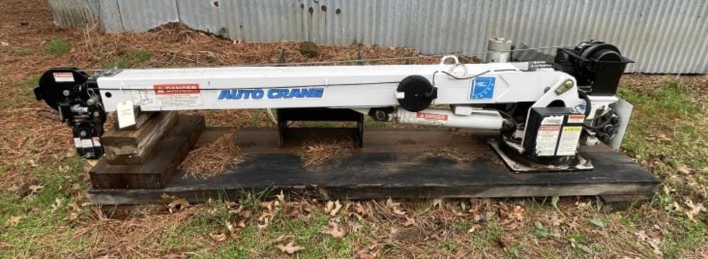 Main image Auto Crane 3203