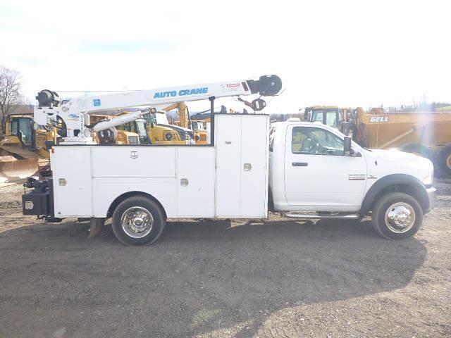 Image of Dodge Ram 5500 equipment image 2