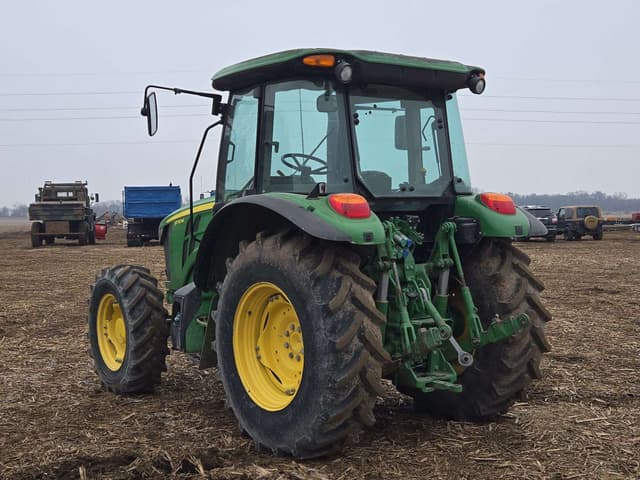 Image of John Deere 5100M equipment image 4