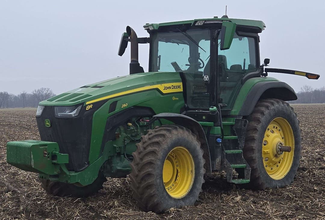 Image of John Deere 8R 250 Primary image
