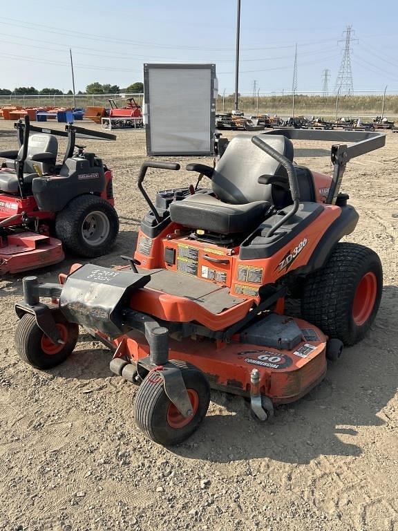 Image of Kubota ZD326 equipment image 2