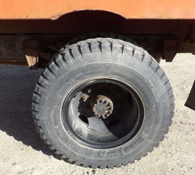 Image of Chevrolet C65 equipment image 4