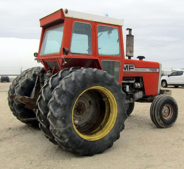Image of Massey Ferguson 1105 equipment image 2
