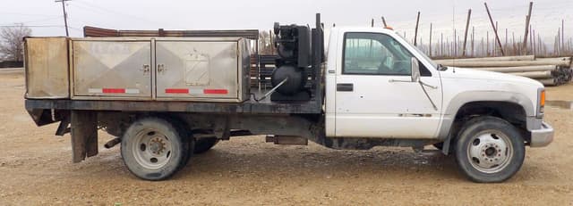 Image of Chevrolet 3500 equipment image 2