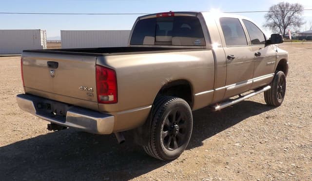 Image of Dodge Ram 1500 equipment image 3