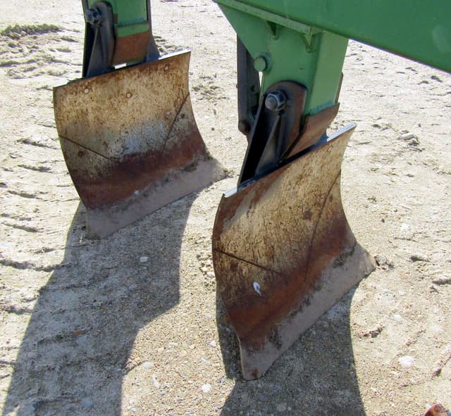 Image of John Deere 975 equipment image 4