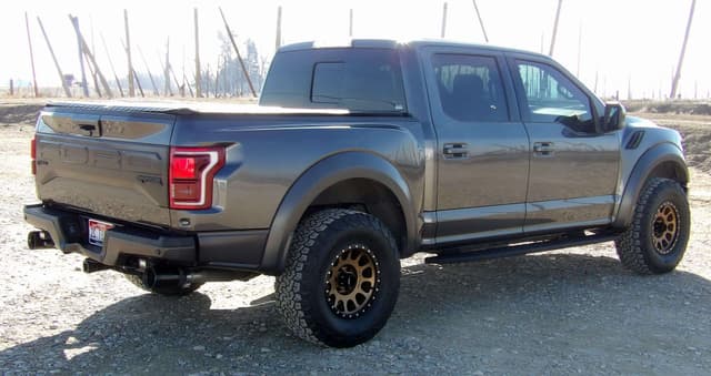 Image of Ford F-150 equipment image 3