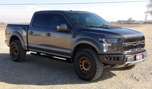 Image of Ford F-150 equipment image 1