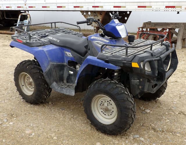Image of Polaris Sportsman 500 equipment image 1