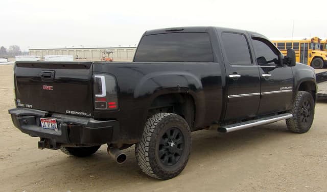 Image of GMC 2500 equipment image 3