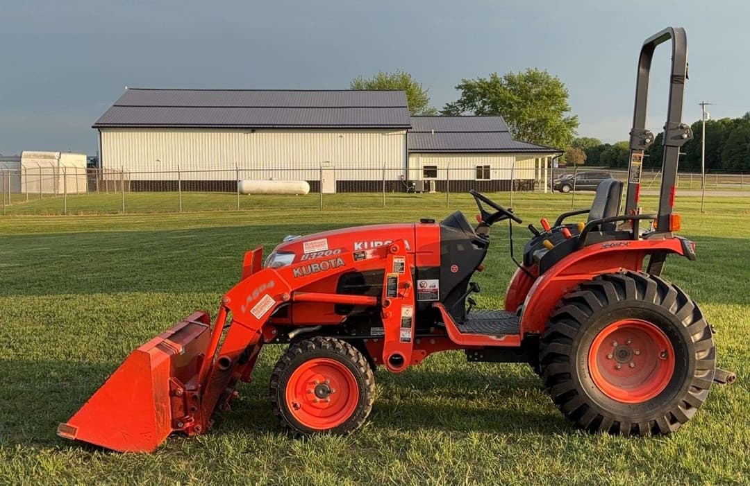 Image of Kubota B3200 Primary image