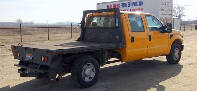 Image of Ford F-350 equipment image 3