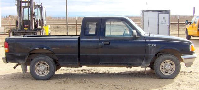 Image of Ford Ranger XLT equipment image 2