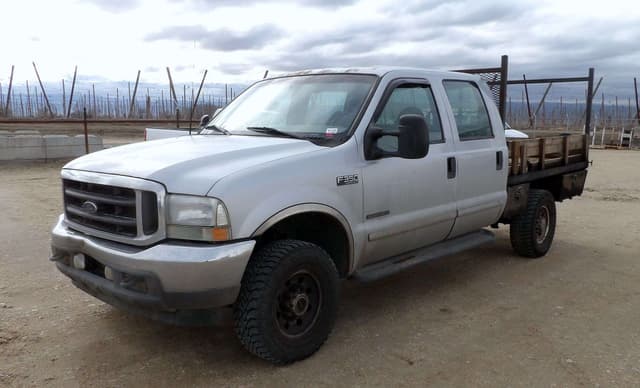 Image of Ford F-350 equipment image 1