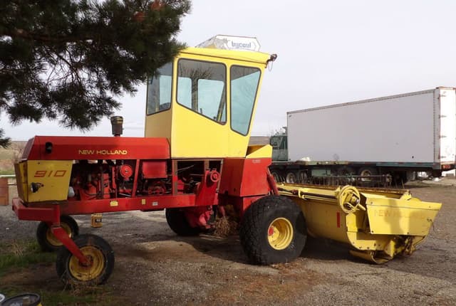 Image of New Holland 910 equipment image 2