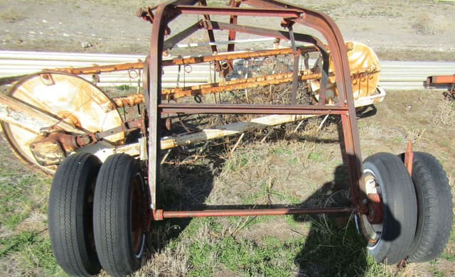 Image of International Harvester 15 equipment image 4