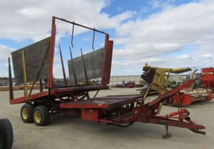 New Holland 1032 Image