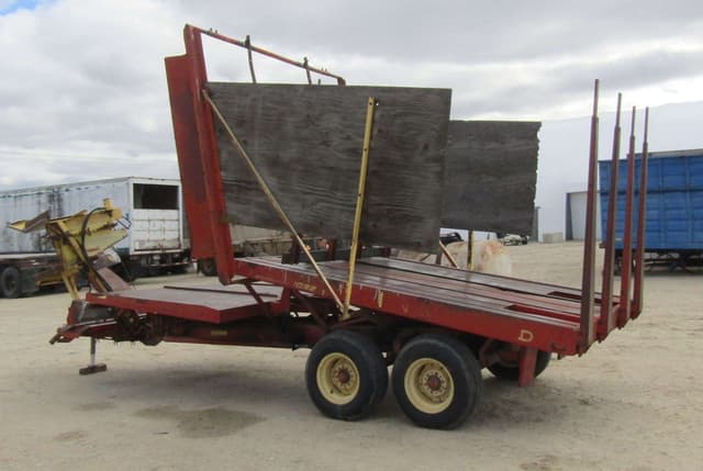 Image of New Holland 1032 equipment image 2