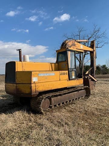 Image of John Deere 690B Primary image