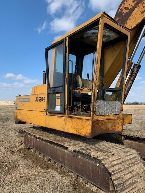 Image of John Deere 690B equipment image 3