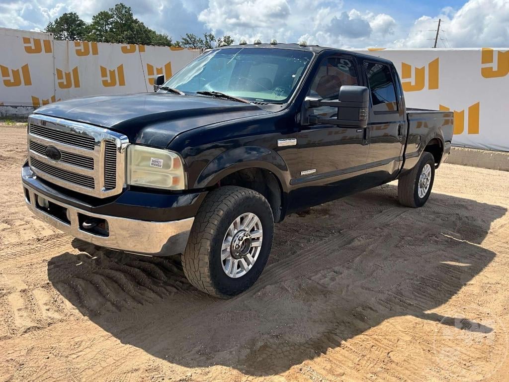 2005 Ford F-250 Equipment Image0