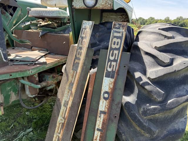Image of Oliver 1855 equipment image 3
