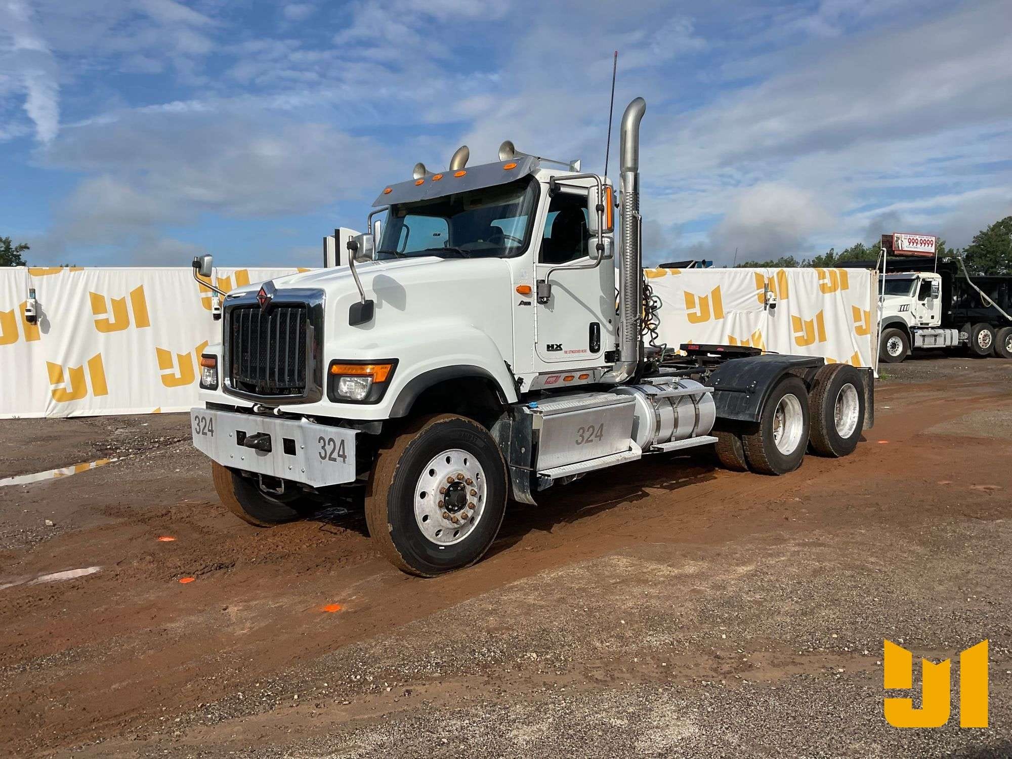 2020 International HX515 Equipment Image0