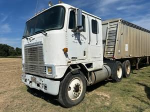 1984 International CO9670 Image