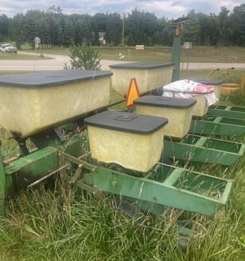 Main image John Deere 7000