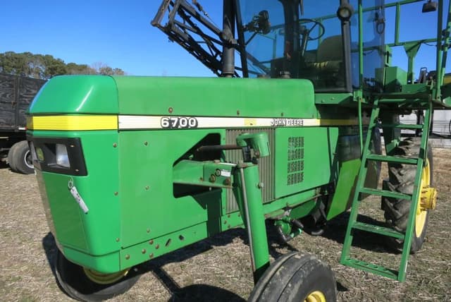 Image of John Deere 6700 equipment image 4