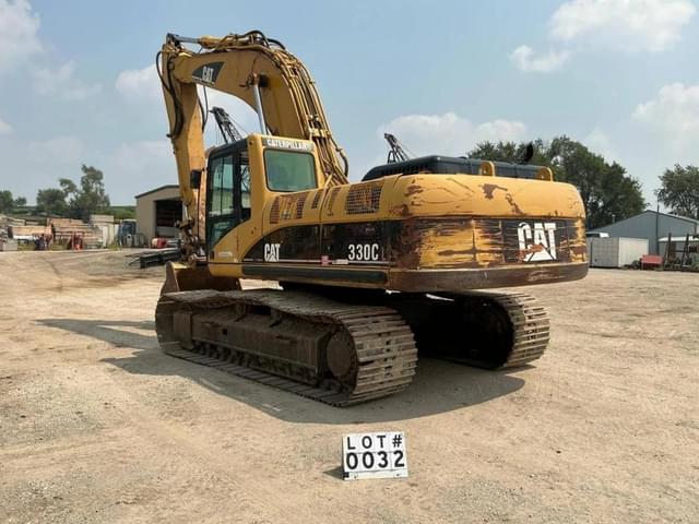 Image of Caterpillar 330CL equipment image 2