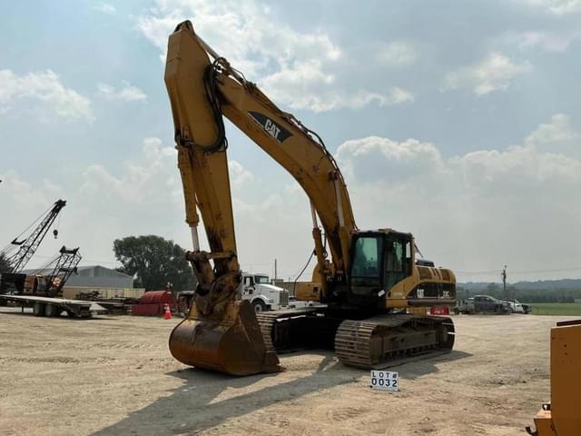 Image of Caterpillar 330CL equipment image 3