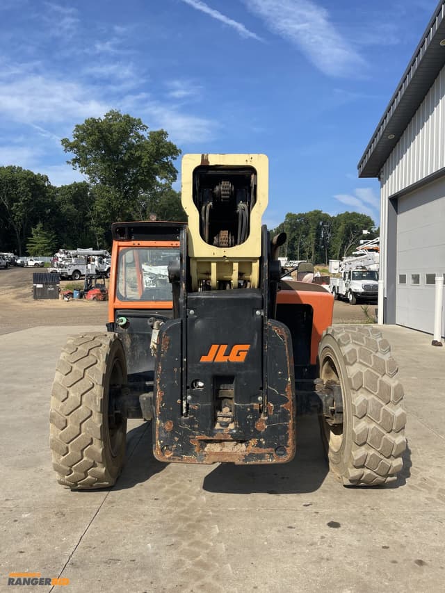 Image of JLG 1055 equipment image 4