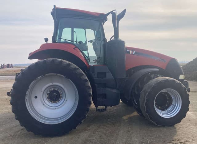 Image of Case IH Magnum 280 equipment image 3